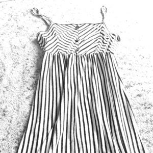 Trendy Midi Striped Dress